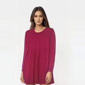 Old Navy Go-Dry Semi Fitted Active long sleeve Top